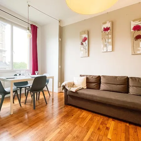 #gv The Charming 2 Bedrooms Apartment *