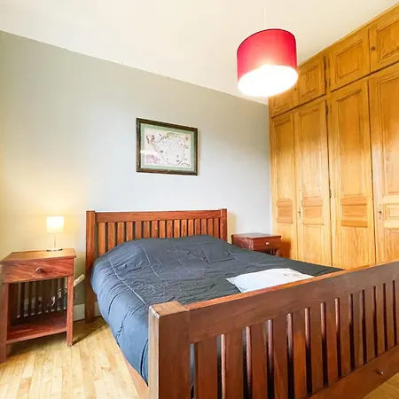 #gv The Charming 2 Bedrooms Apartment